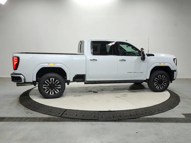 New 2026 GMC Sierra 2500 Denali Ultimate AWD/4WD image 8