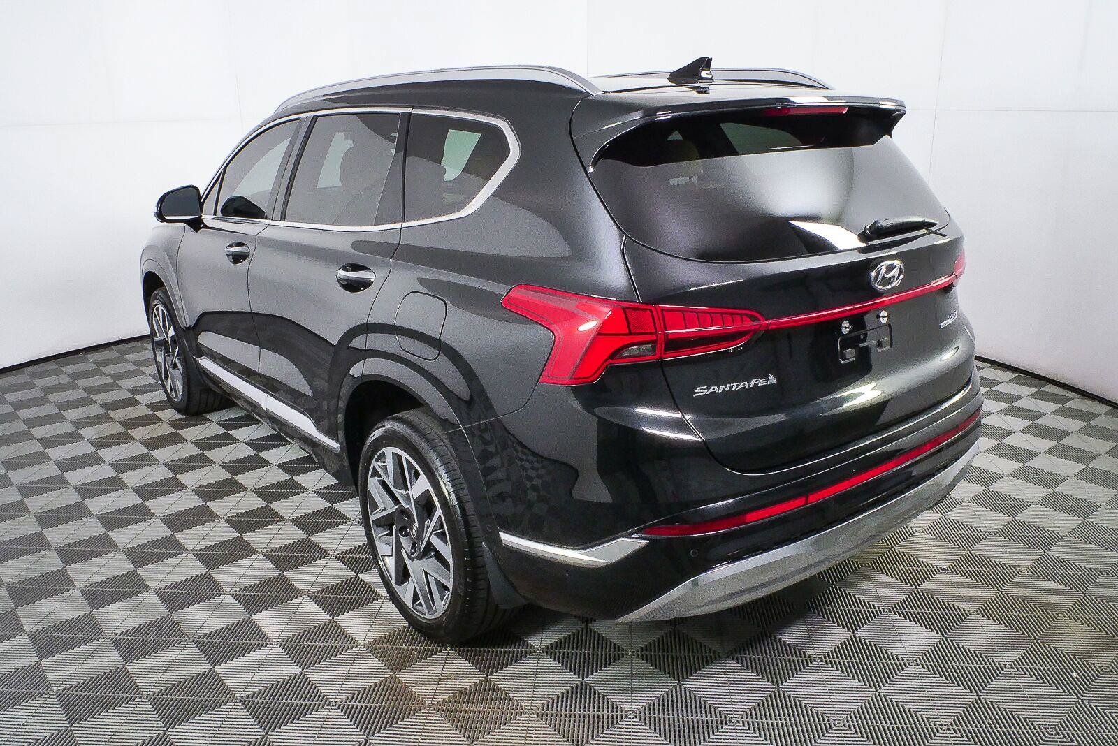 Used 2023 Hyundai Santa Fe Calligraphy AWD/4WD image 32