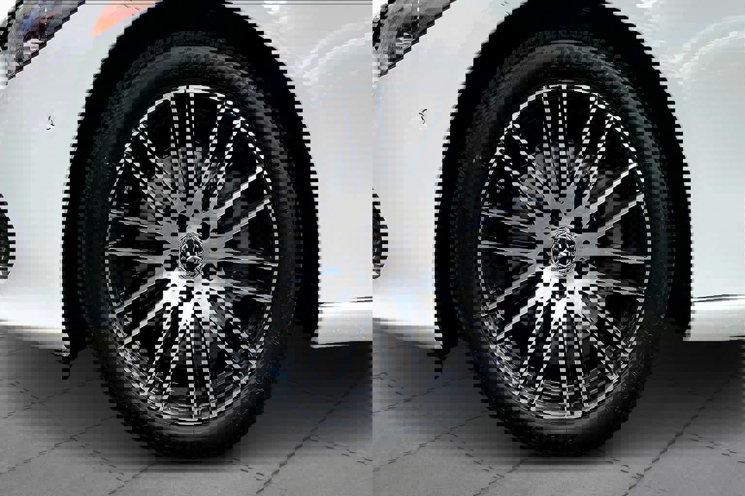 Certified 2026 Mercedes-Benz C 300 4MATIC Sedan image 15