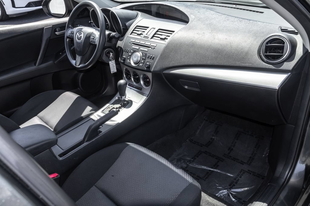Used 2010 MAZDA MAZDA3 i Touring FWD image 28