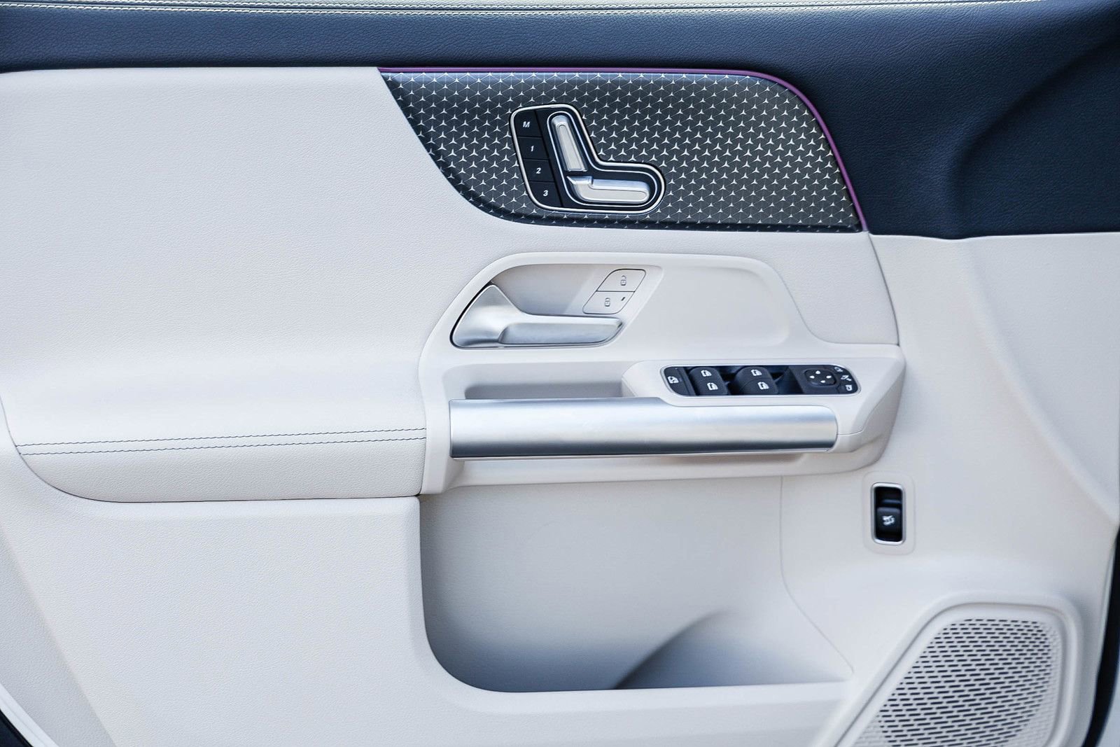 Certified 2025 Mercedes-Benz GLA 250 image 20