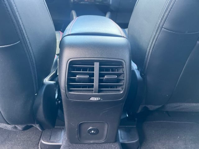 Used 2024 Ford Escape ST-Line w/ Tech Pack #1 AWD/4WD image 18
