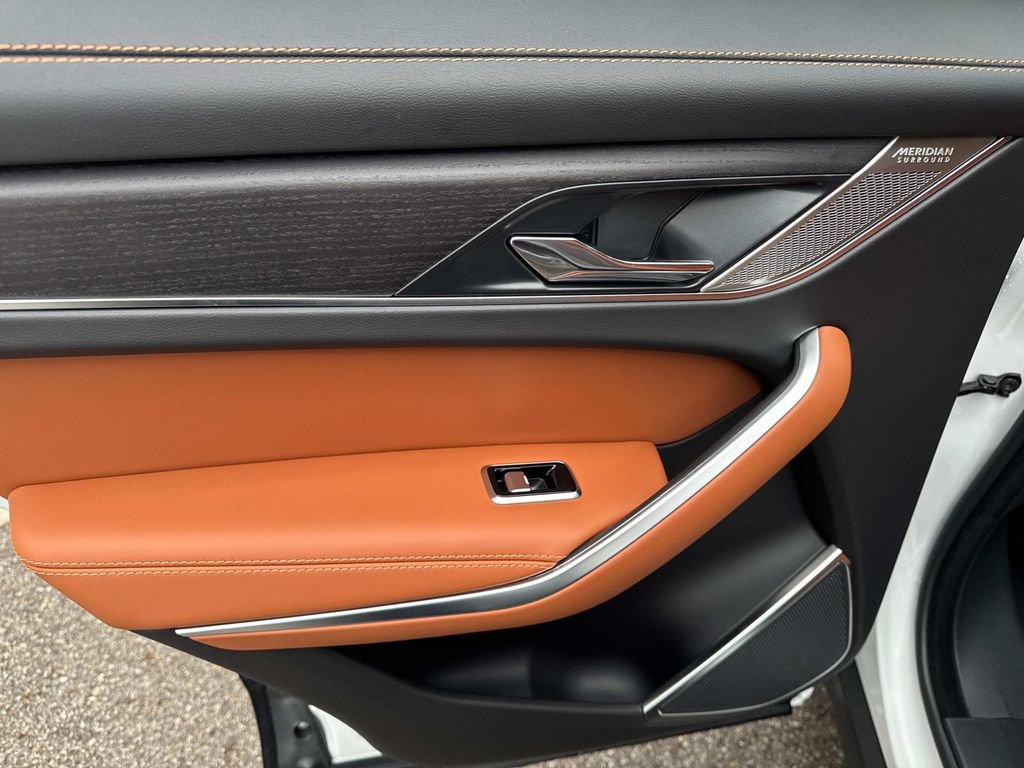 New 2026 Jaguar F-PACE R-Dynamic S AWD/4WD image 12