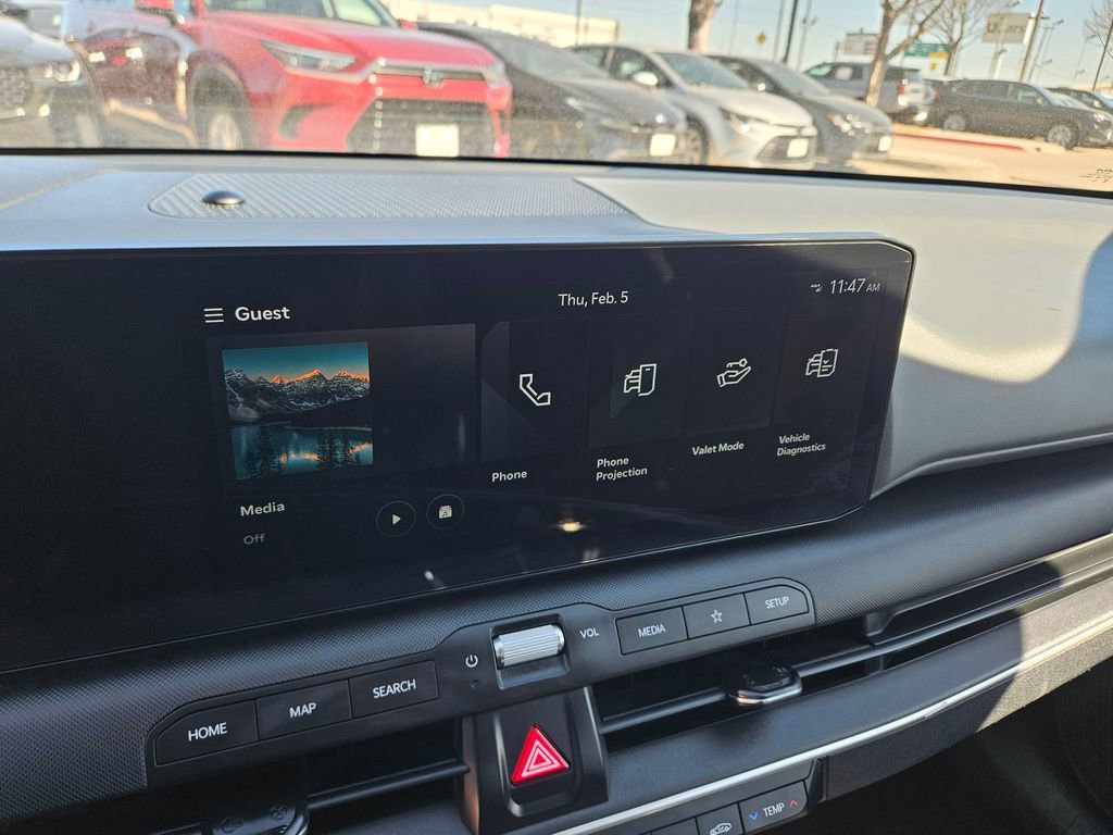 Used 2025 Kia K4 LXS image 21