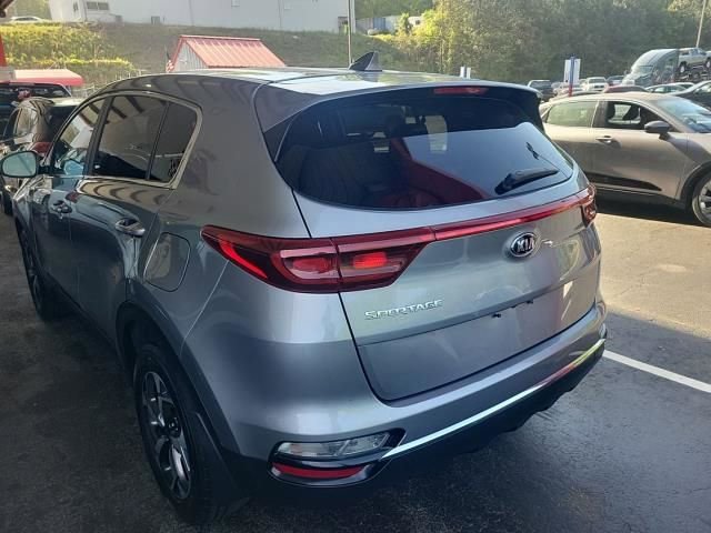 Used 2022 Kia Sportage LX AWD/4WD image 6