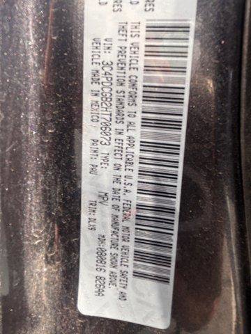 Used 2017 Dodge Journey Crossroad FWD image 12