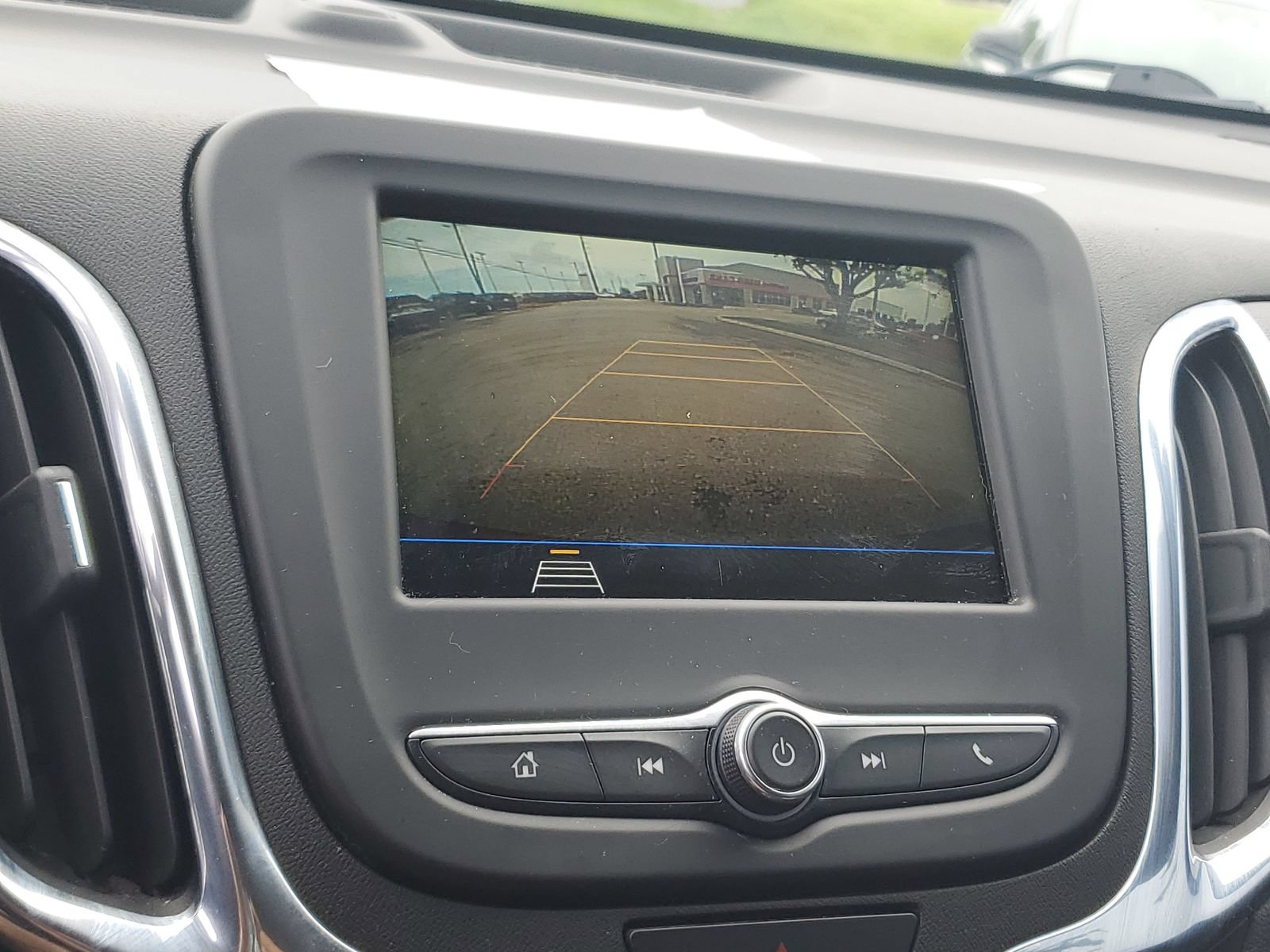 Used 2019 Chevrolet Equinox LT FWD image 26