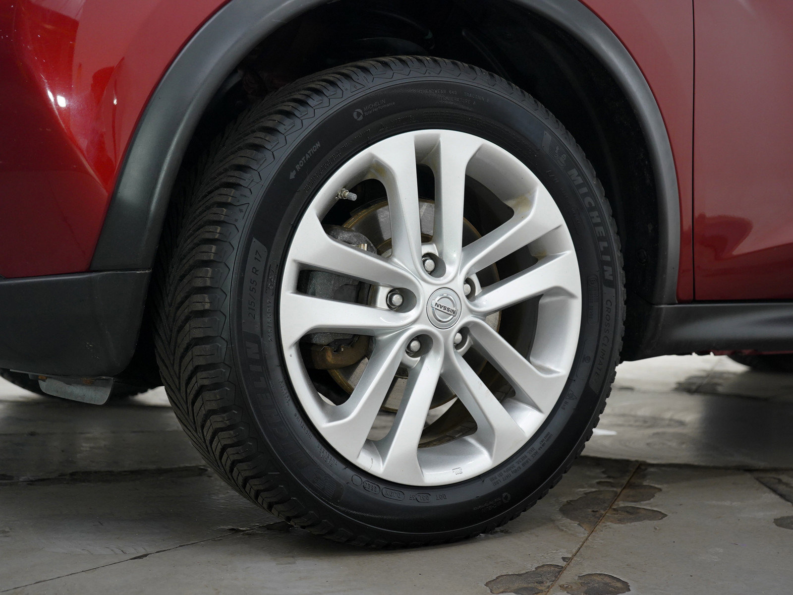 Used 2015 Nissan Juke SV w/ Cold Weather Package image 27