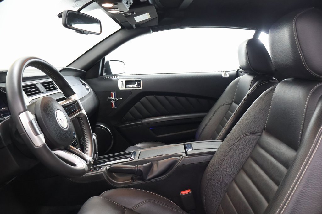 Used 2011 Ford Mustang Premium w/ Security Pkg image 13