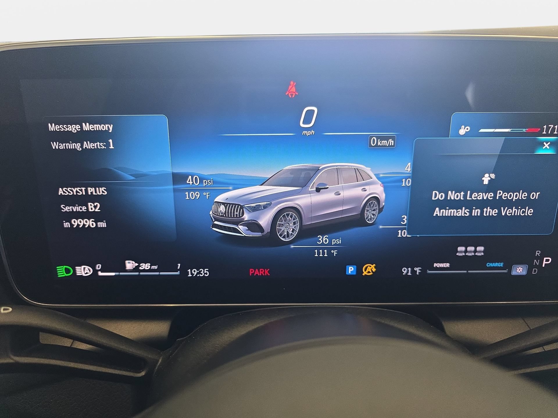 Used 2025 Mercedes-Benz GLC 43 AMG 4MATIC image 19