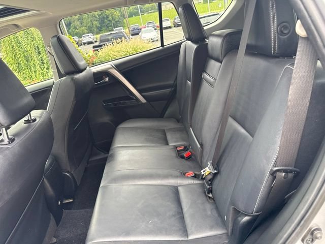 Used 2018 Toyota RAV4 Limited AWD/4WD image 25