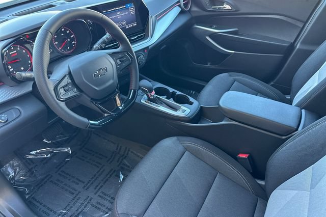 New 2026 Chevrolet Trax RS w/ Sunroof Package FWD image 15