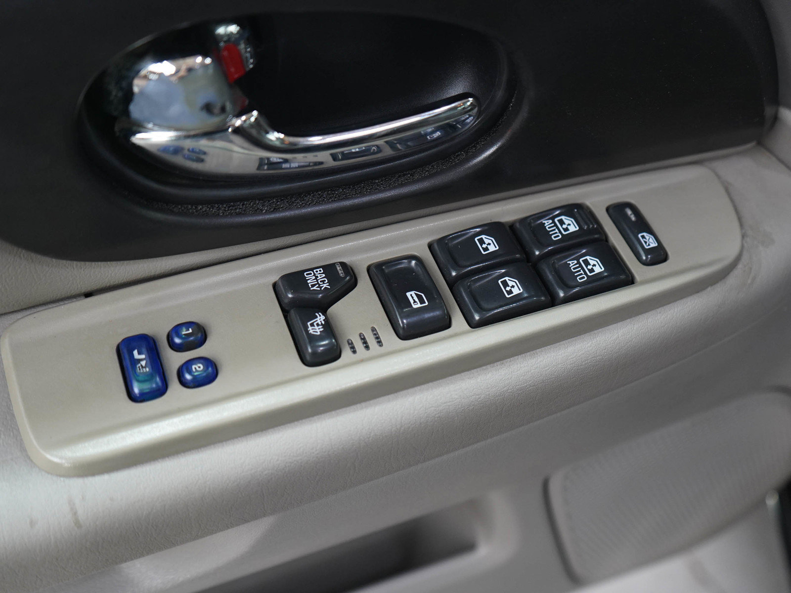 Used 2003 GMC Envoy SLT AWD/4WD image 20