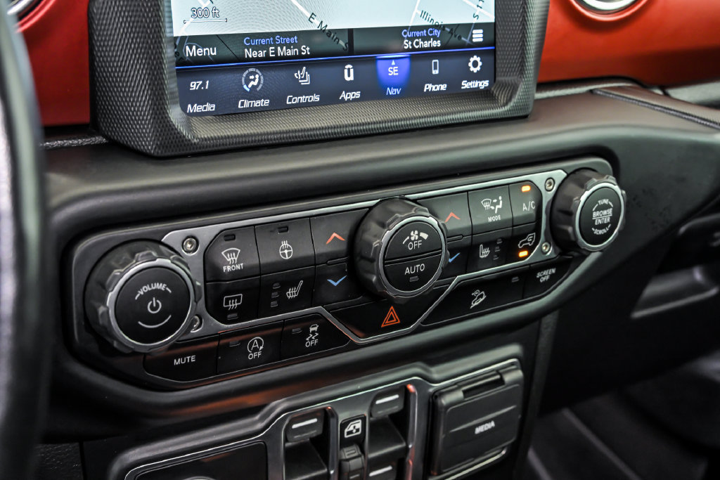 Used 2021 Jeep Wrangler Unlimited Rubicon AWD/4WD image 23