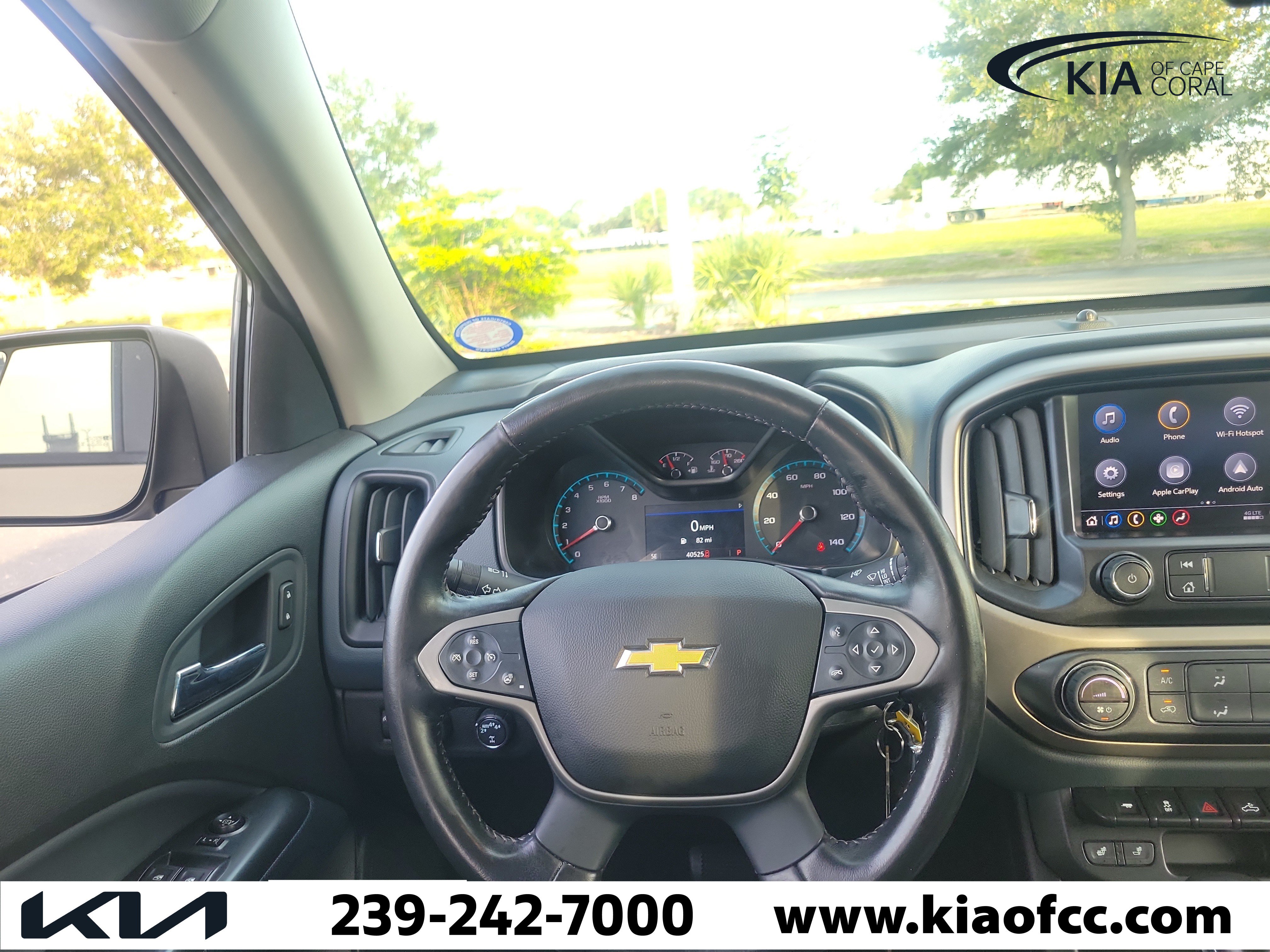 Used 2022 Chevrolet Colorado Z71 AWD/4WD image 24