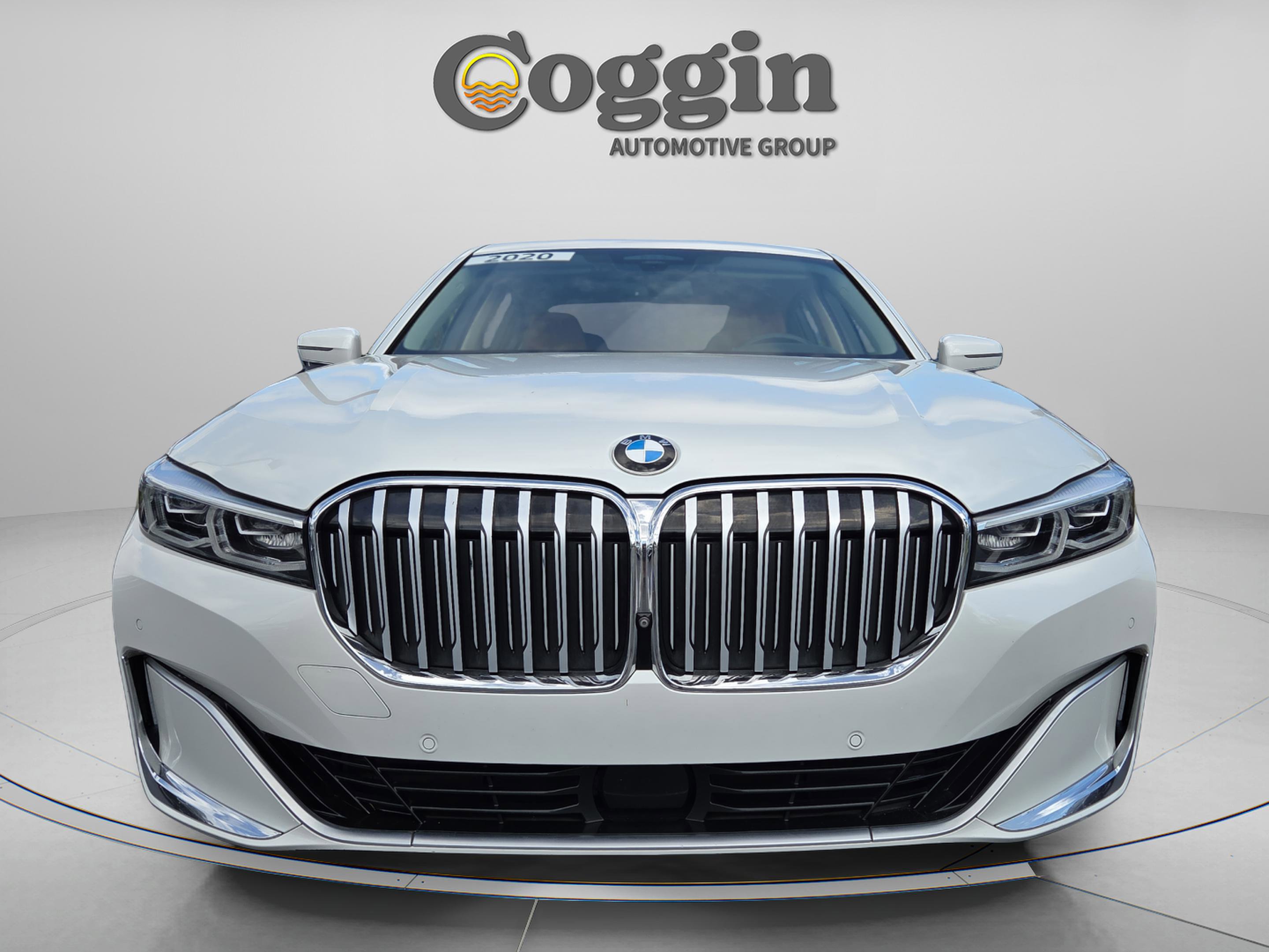 Used 2020 BMW 745e xDrive image 9