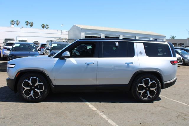 Used 2024 Rivian R1S Adventure image 7
