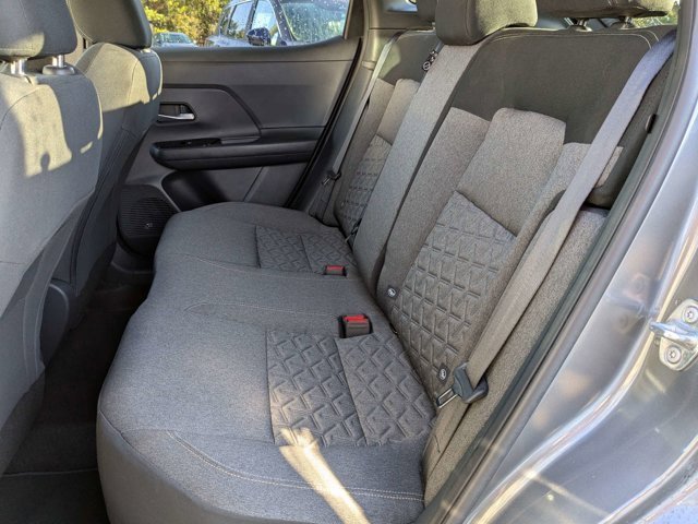 Used 2025 Nissan Kicks SV image 15