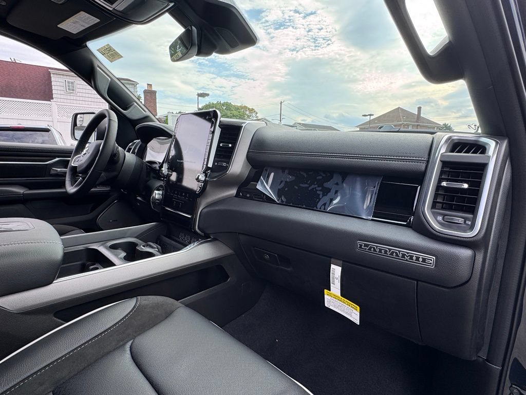 New 2026 RAM 1500 Laramie w/ Night Edition AWD/4WD image 19