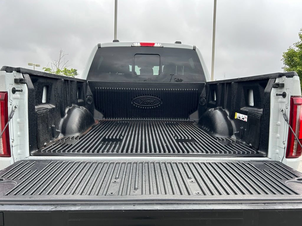 Used 2024 Ford F150 Lariat AWD/4WD image 27