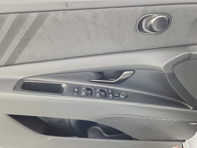 New 2026 Hyundai Elantra N FWD image 11