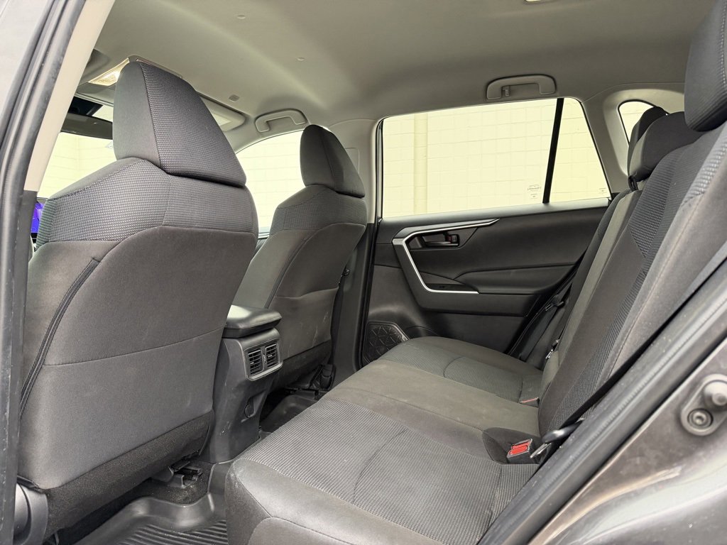 Used 2023 Toyota RAV4 LE image 31