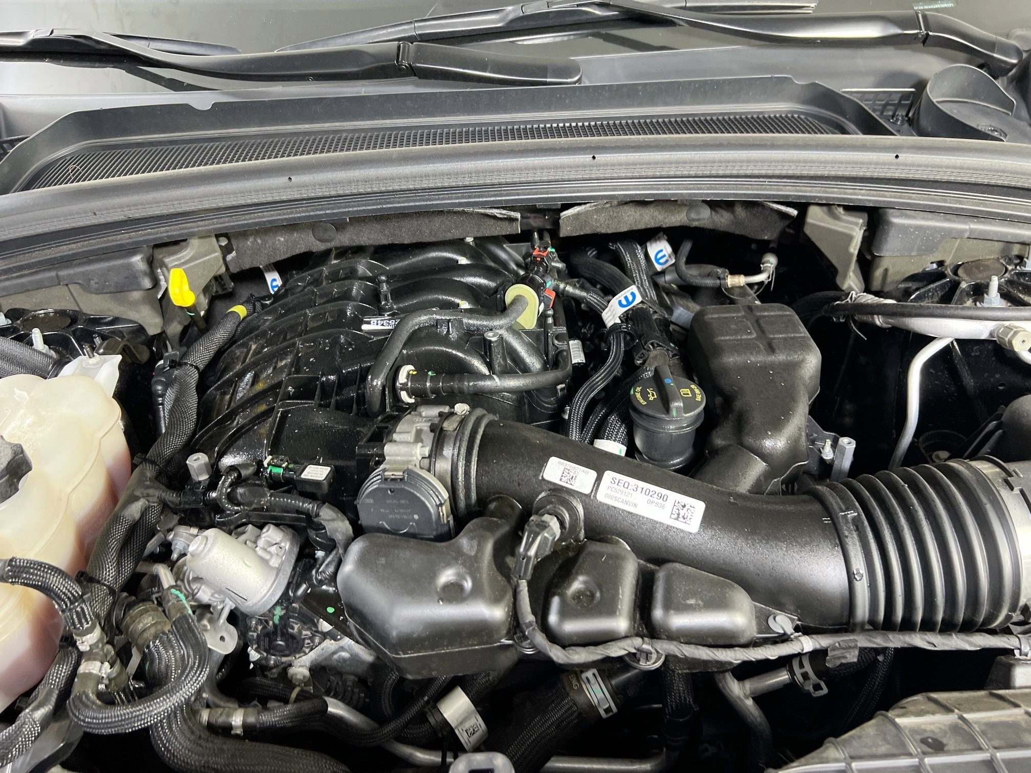 Used 2023 Jeep Grand Cherokee Altitude image 28