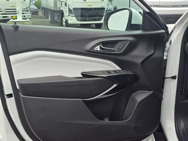 New 2026 Chevrolet Trax LT w/ Driver Confidence Package FWD image 22