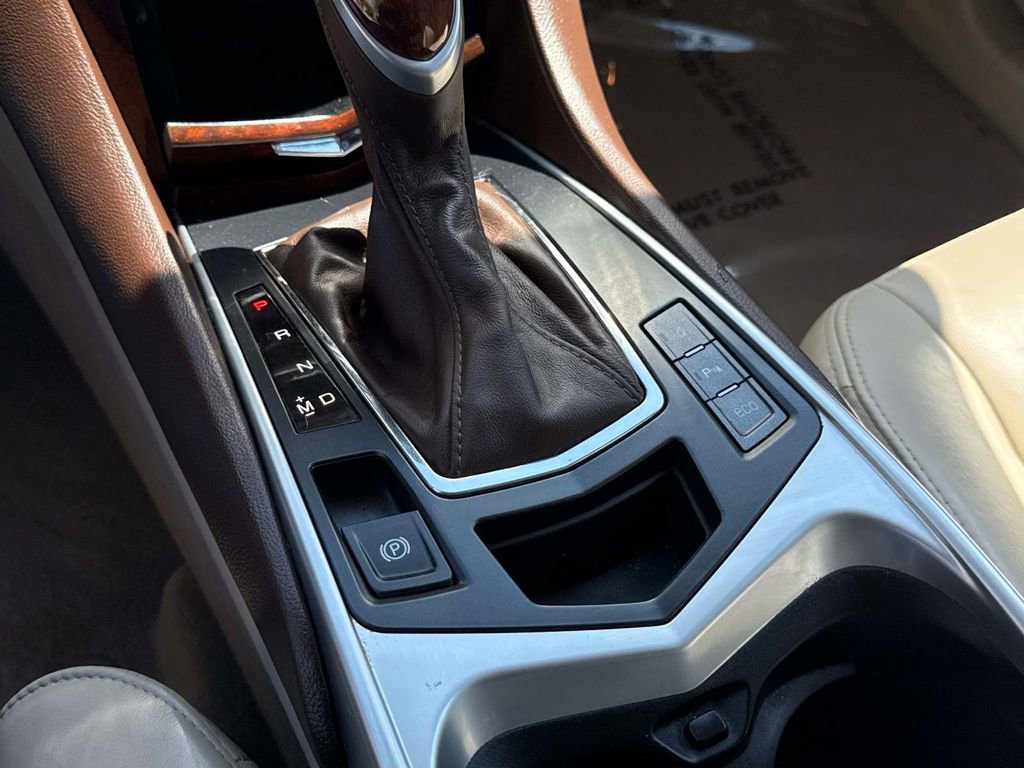 Used 2014 Cadillac SRX Luxury w/ Driver Awareness Package image 35