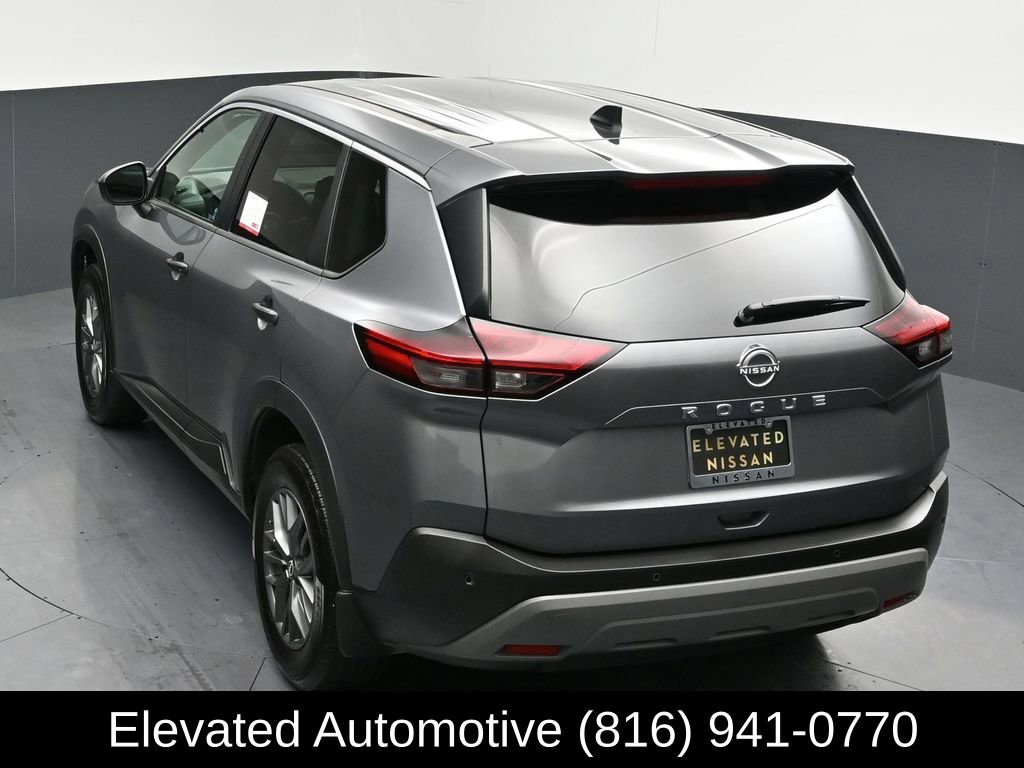 Used 2022 Nissan Rogue S image 23