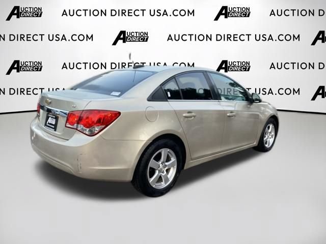 Used 2015 Chevrolet Cruze LT w/ Technology Package FWD image 21