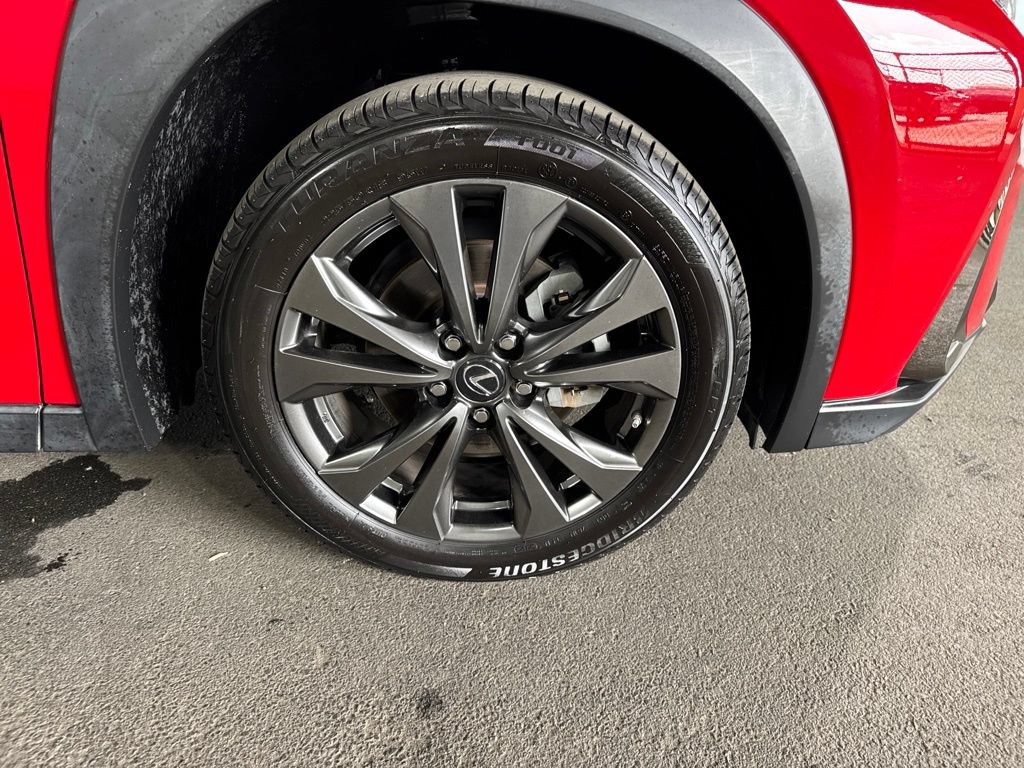 Used 2019 Lexus UX 200 F Sport FWD image 7