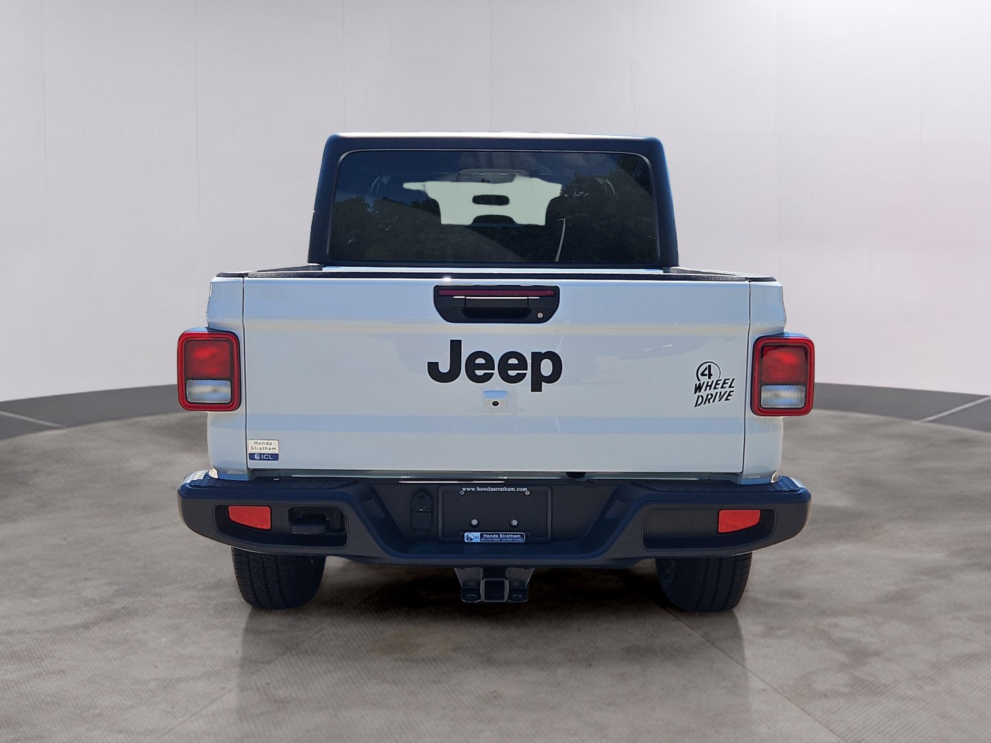 Used 2022 Jeep Gladiator Willys image 5