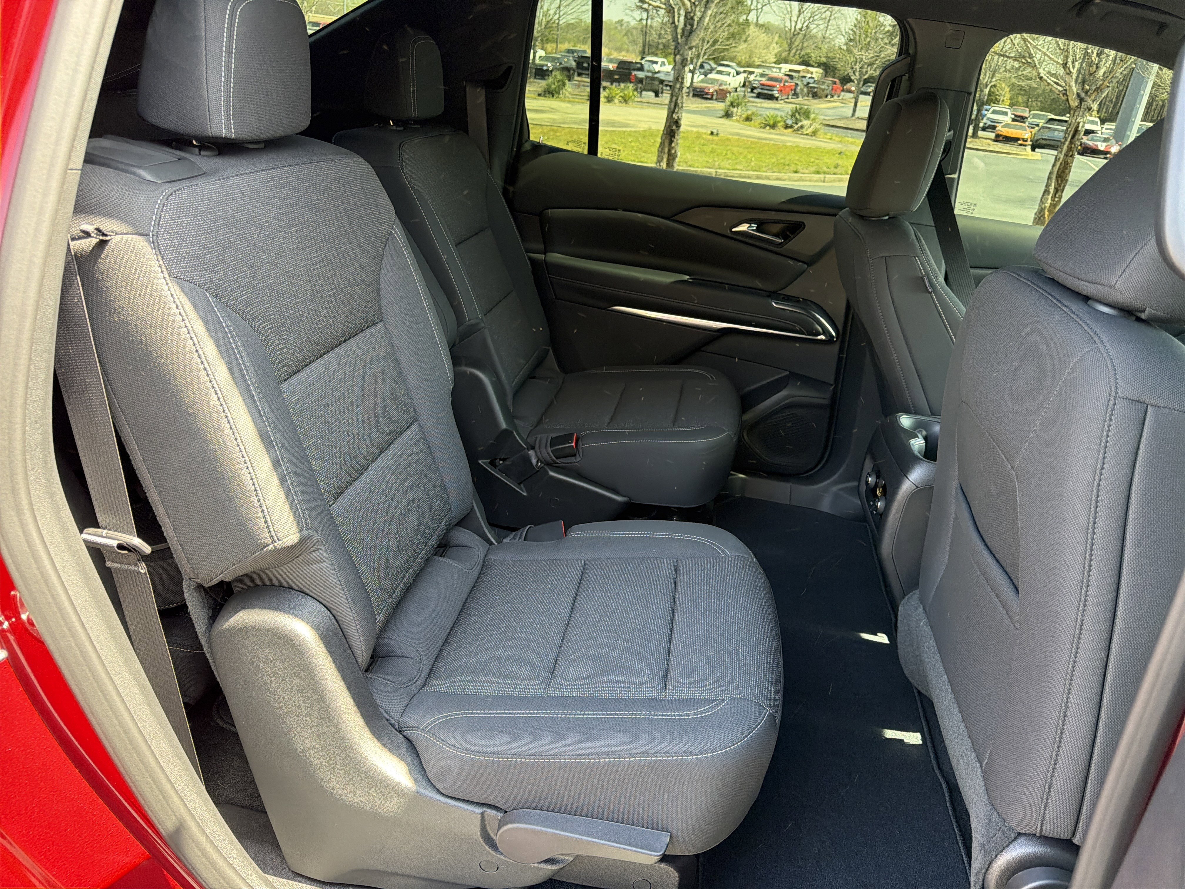 Used 2026 Chevrolet Traverse LT w/ Driver Confidence Package image 15