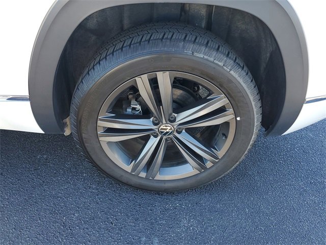 Used 2022 Volkswagen Atlas Cross Sport SEL R-Line image 5
