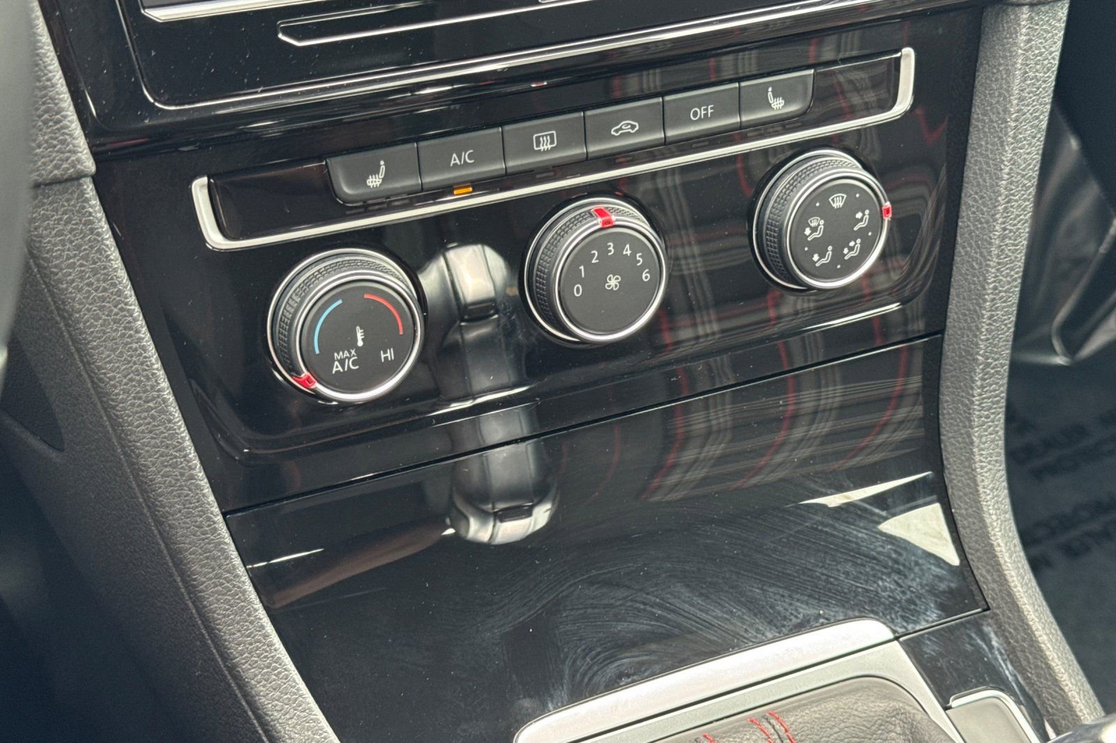 Used 2019 Volkswagen GTI S w/ Driver Assistance Package image 21