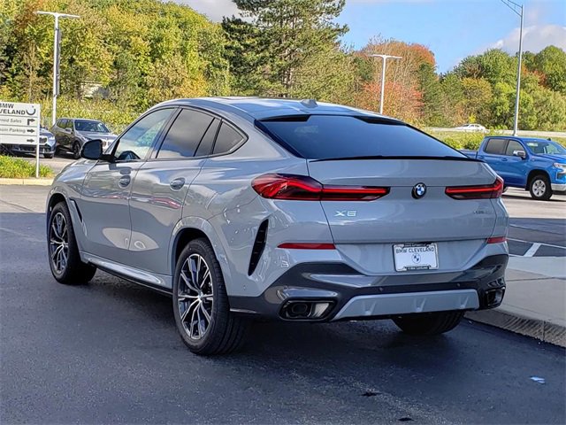 New 2026 BMW X6 xDrive40i w/ Climate Comfort Package image 7