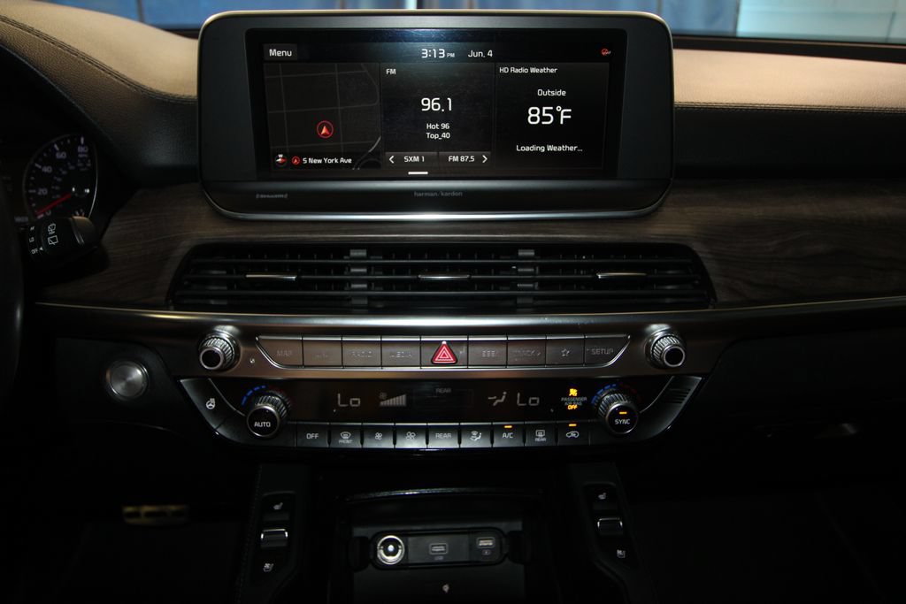Used 2020 Kia Telluride SX w/ SX Prestige Package AWD/4WD image 16