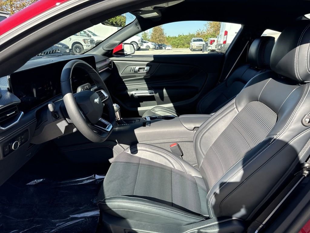 New 2024 Ford Mustang Premium image 6