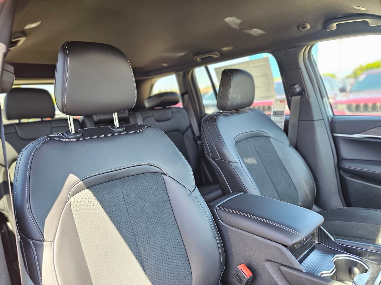 New 2026 Jeep Grand Cherokee Altitude RWD image 26