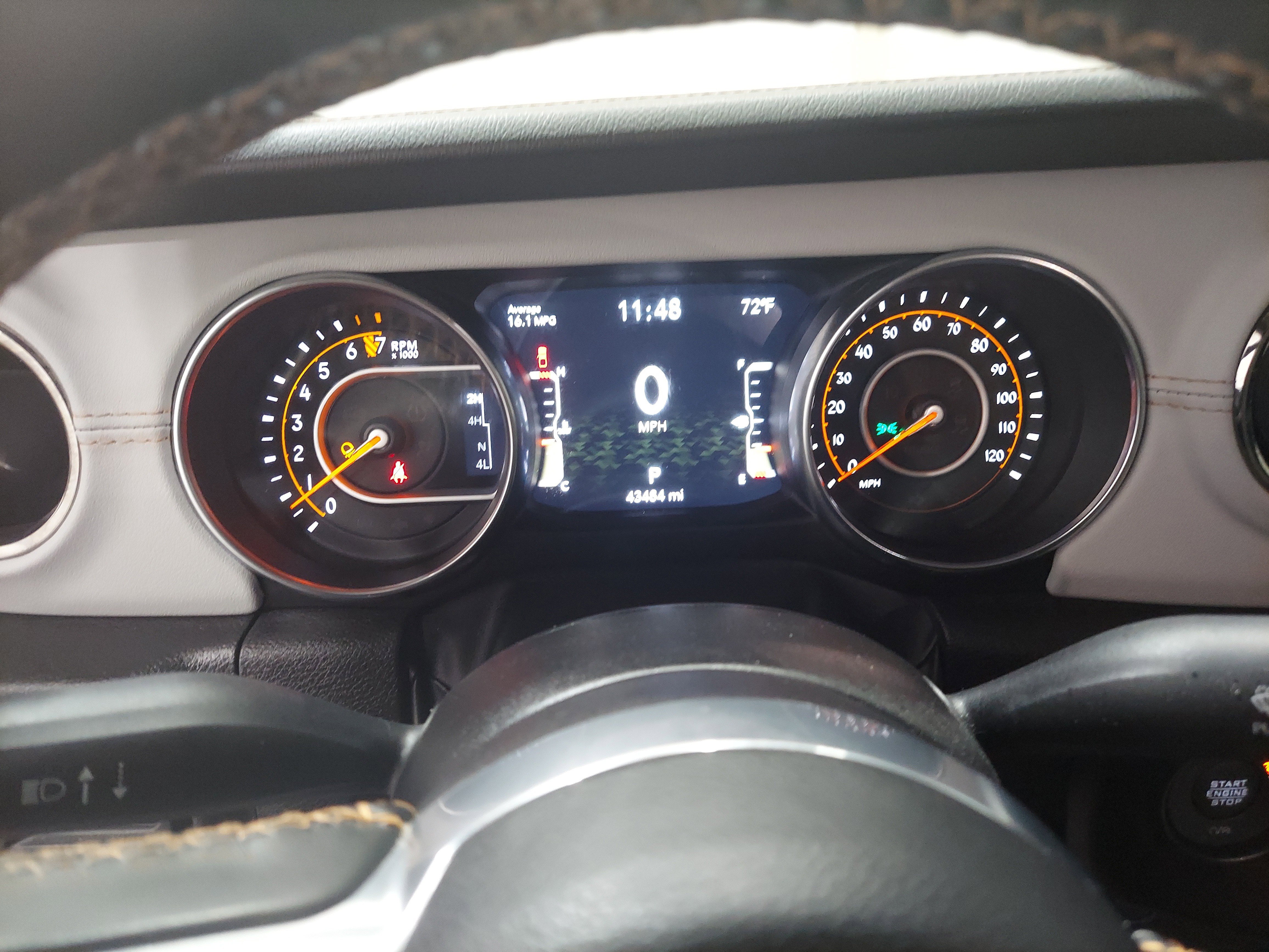 Used 2022 Jeep Gladiator High Altitude AWD/4WD image 8
