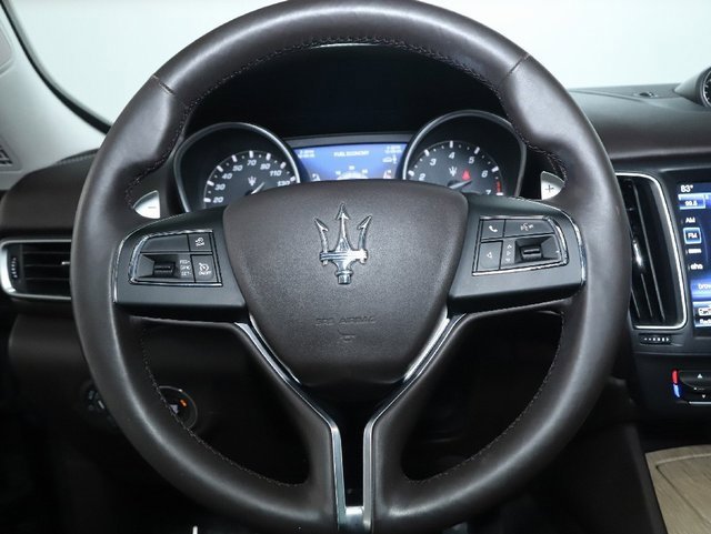 Used 2018 Maserati Levante S GranLusso image 23