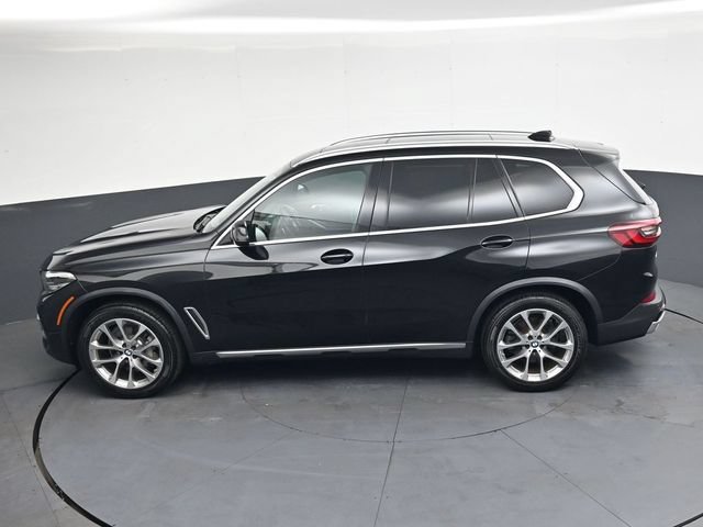 Used 2022 BMW X5 xDrive40i w/ Premium Package AWD/4WD image 25