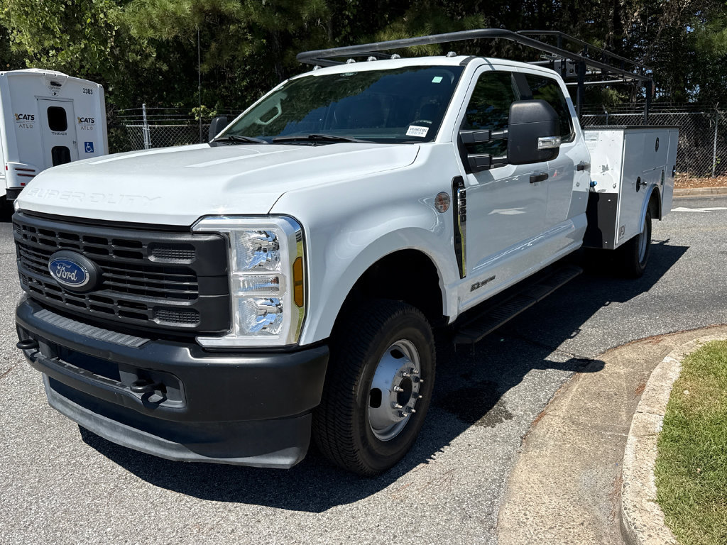 Used 2024 Ford F350 XL AWD/4WD image 3