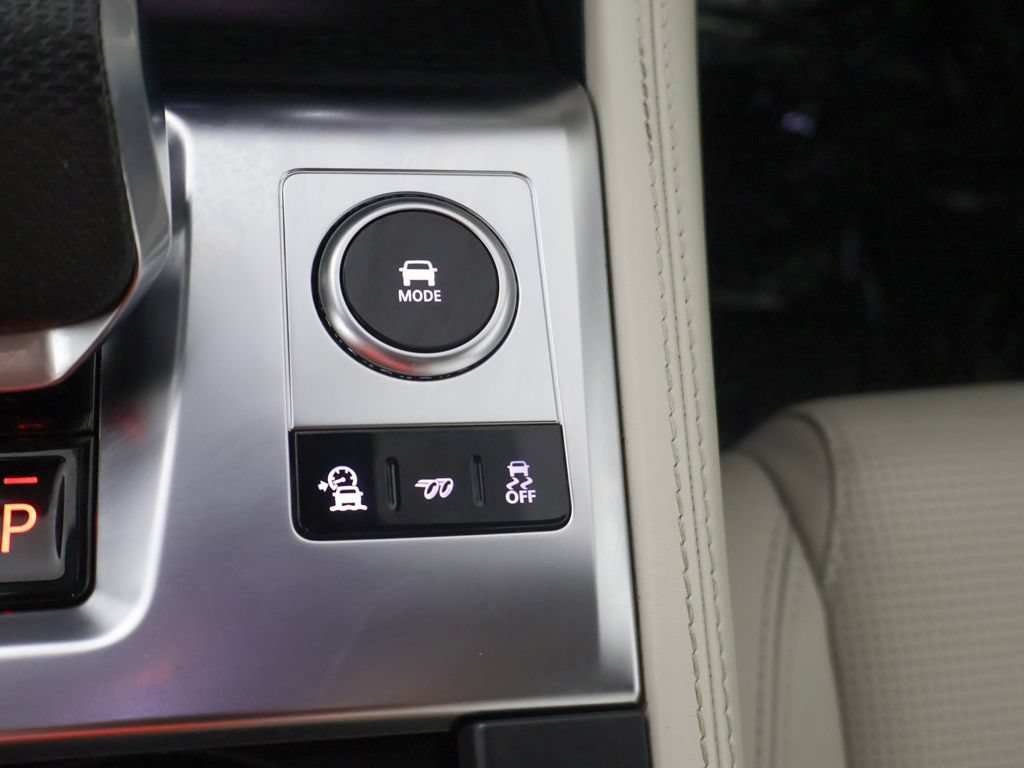 Used 2022 Jaguar F-PACE SVR AWD/4WD image 59