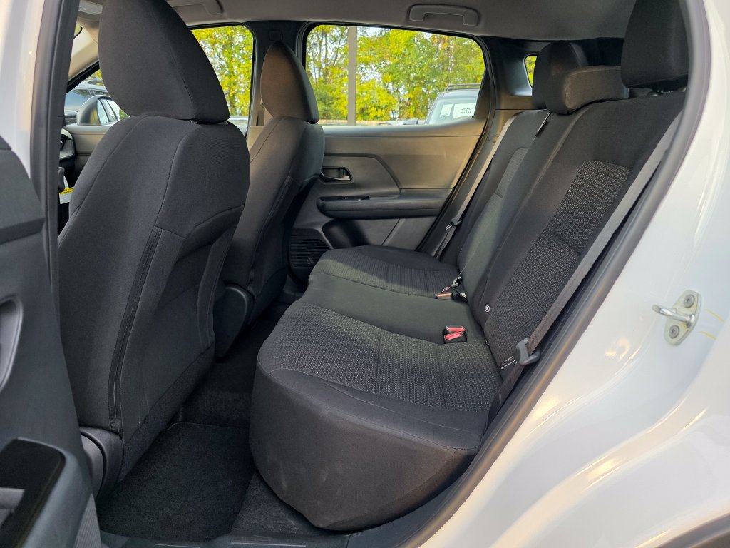 New 2027 Nissan Kicks S FWD image 30