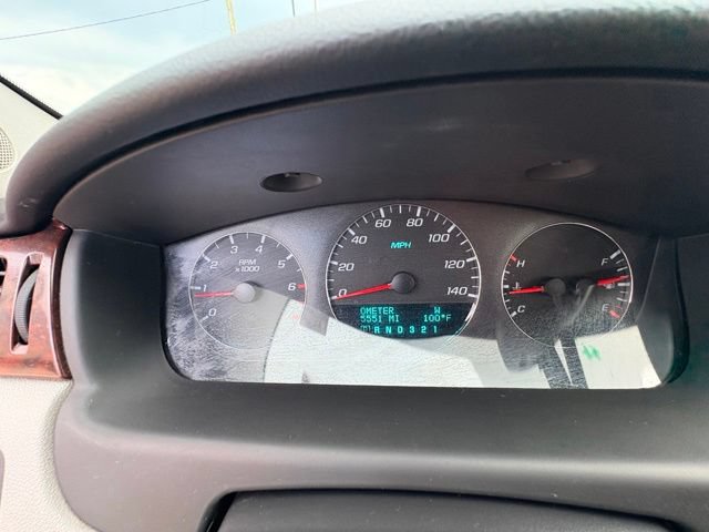 Used 2008 Chevrolet Impala LTZ FWD image 24