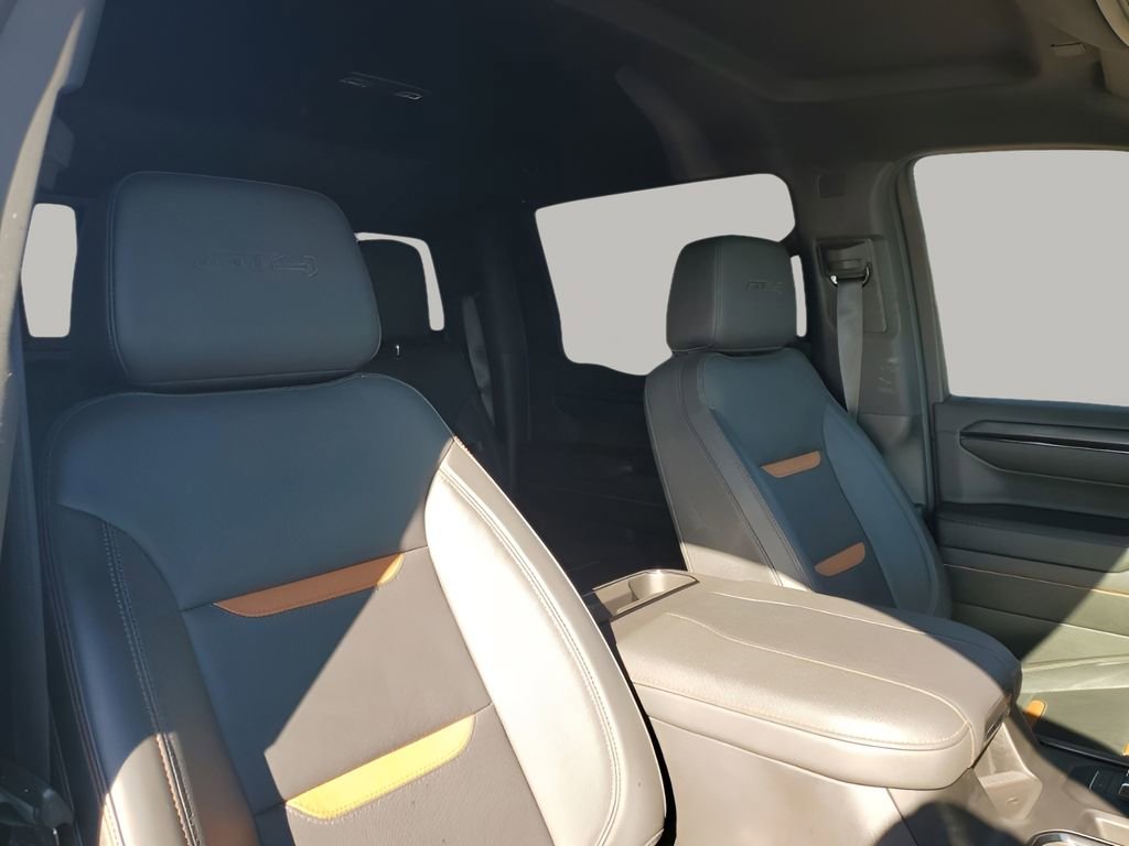 Used 2024 GMC Sierra 1500 AT4 w/ Technology Package image 15
