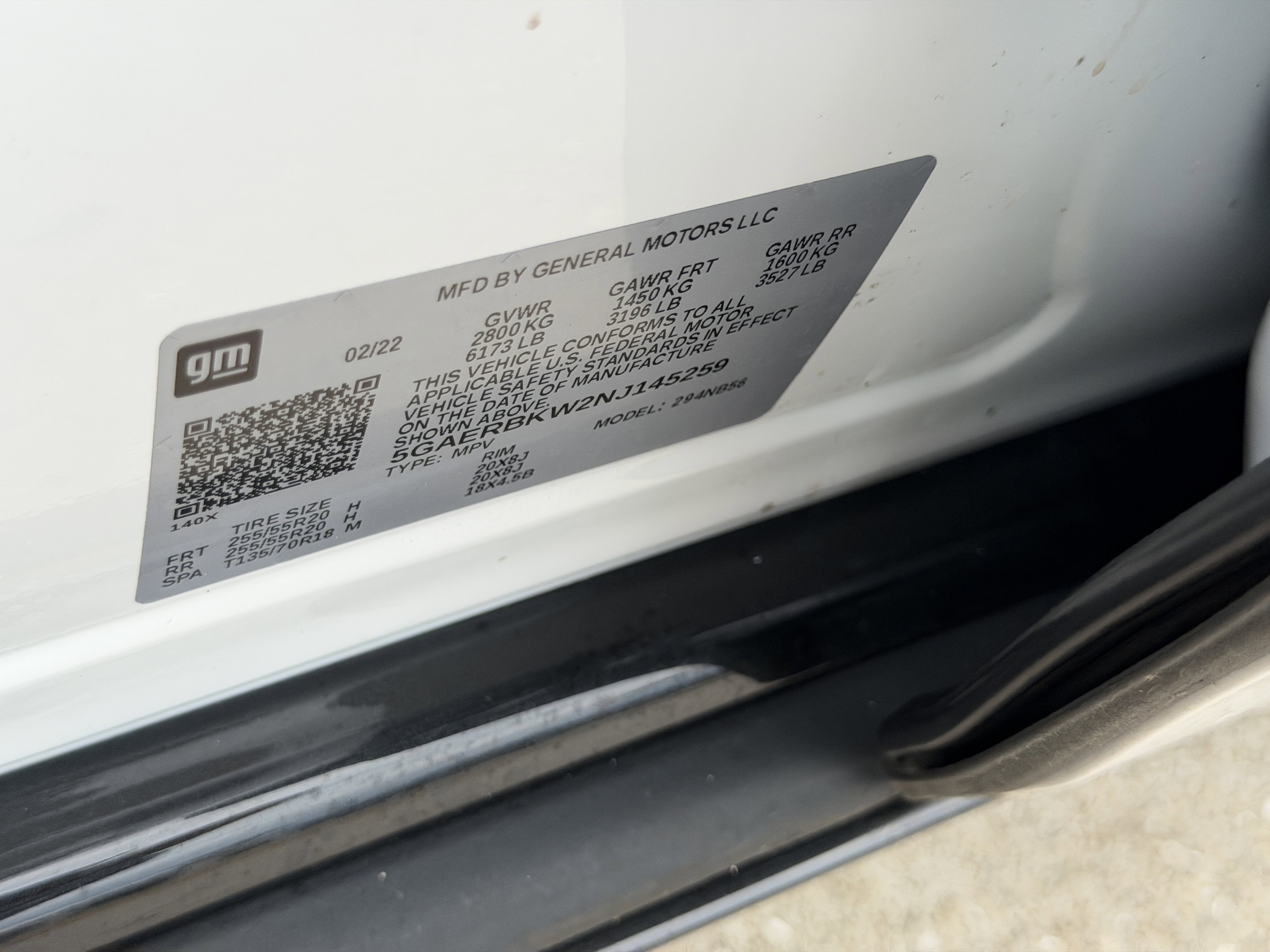 Used 2022 Buick Enclave Essence w/ Sport Touring Edition image 35