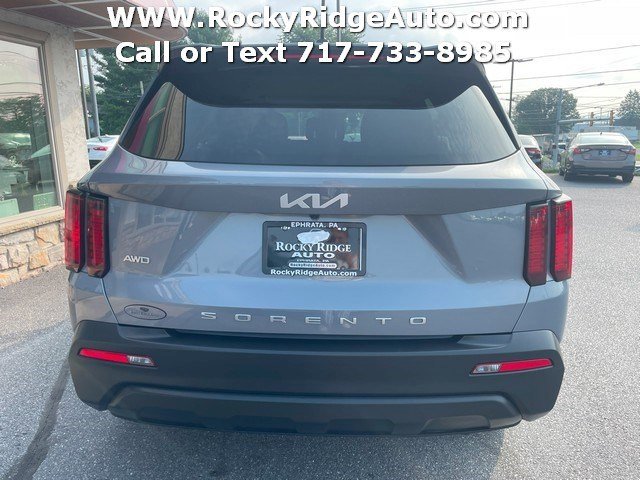 Used 2022 Kia Sorento LX AWD/4WD image 6
